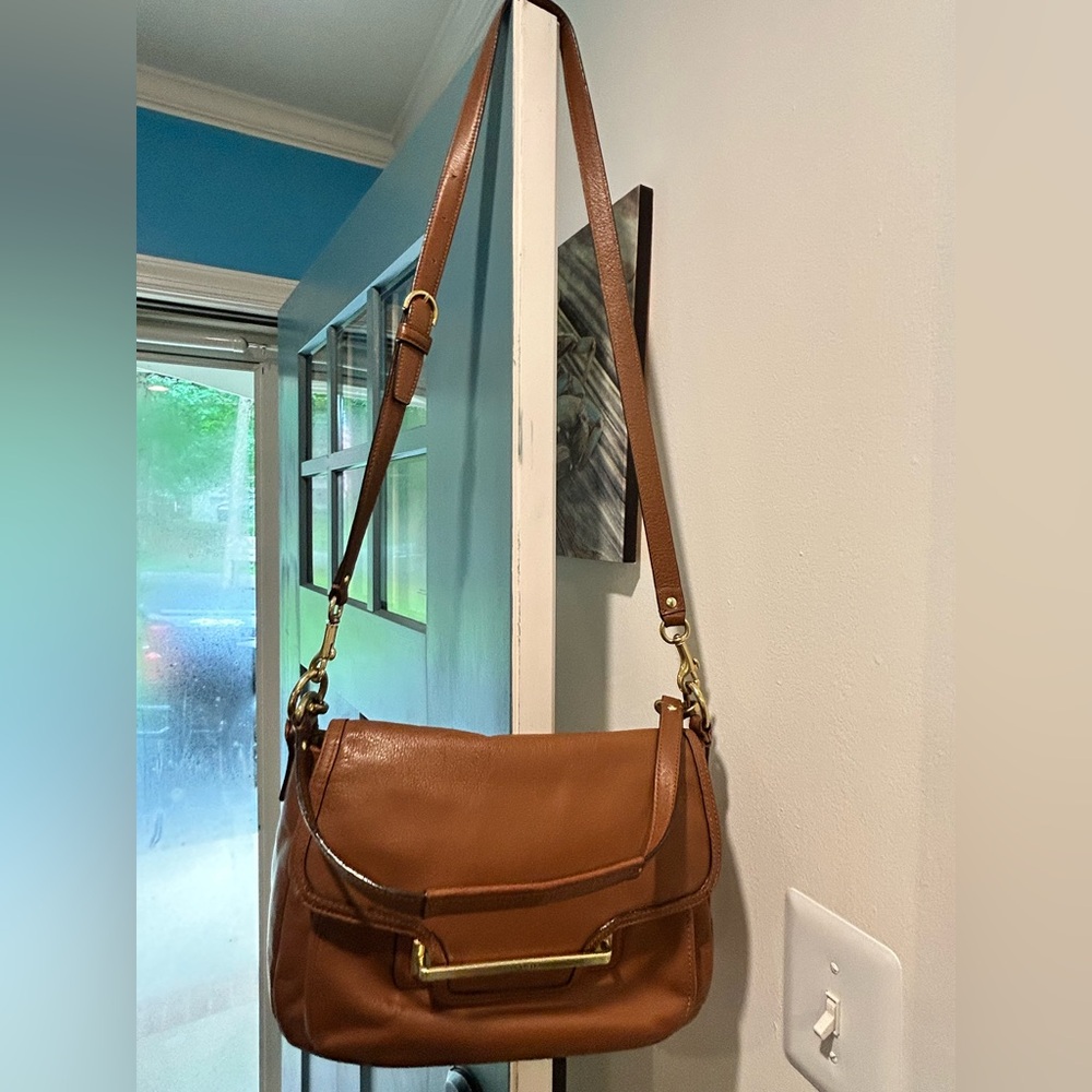 Coach Taylor Shoulder Bag Tan Brown Leather Purse F27481